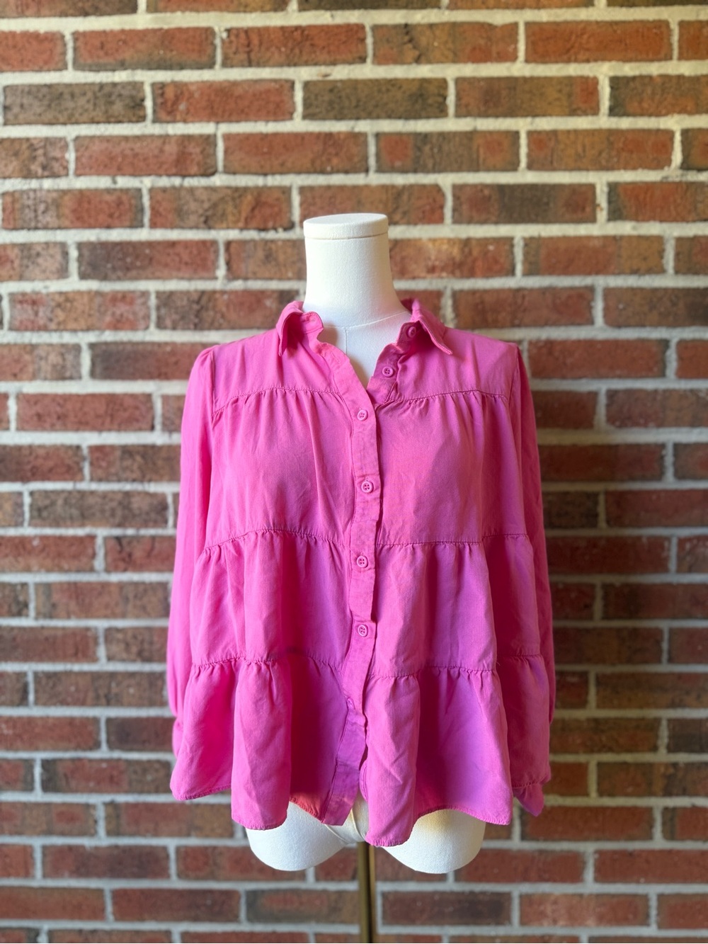 DAVI & DANI Hot Pink Tiered Button-Down Blouse